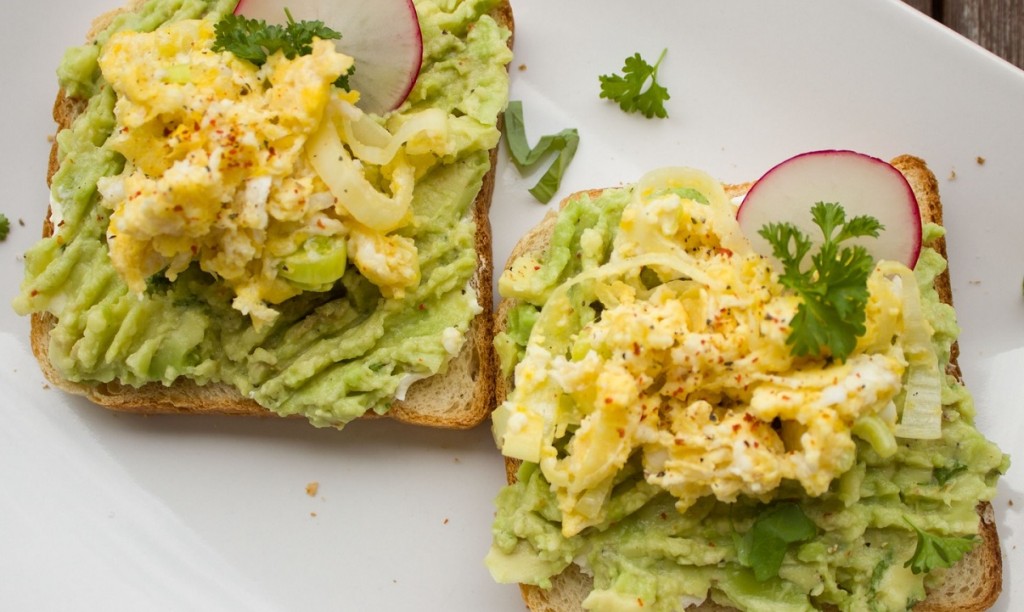 tostadas-agucate-desayuno