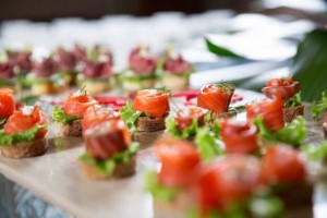 mini-canapes-con-salmon-ahumado